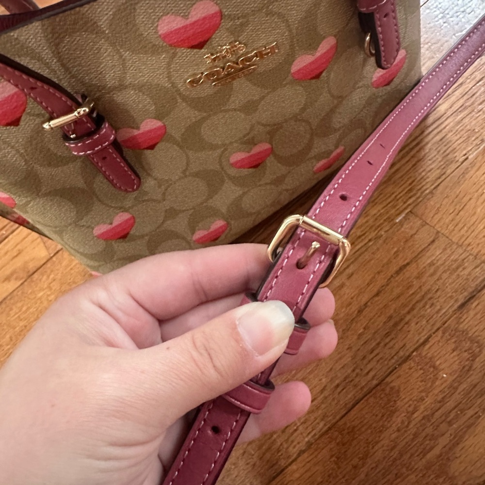 Coach Heart Mollie Tote Bag — excellent condition - Picture 8 of 10